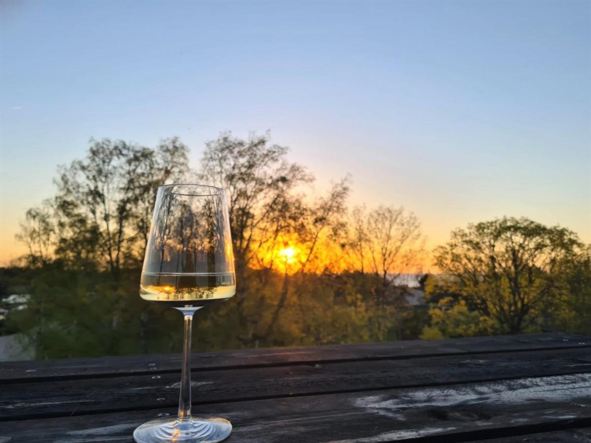 Otto Hotel & Sun Pāvilosta 外观 照片
