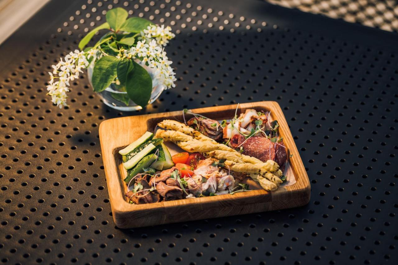 Otto Hotel & Sun Pāvilosta 外观 照片