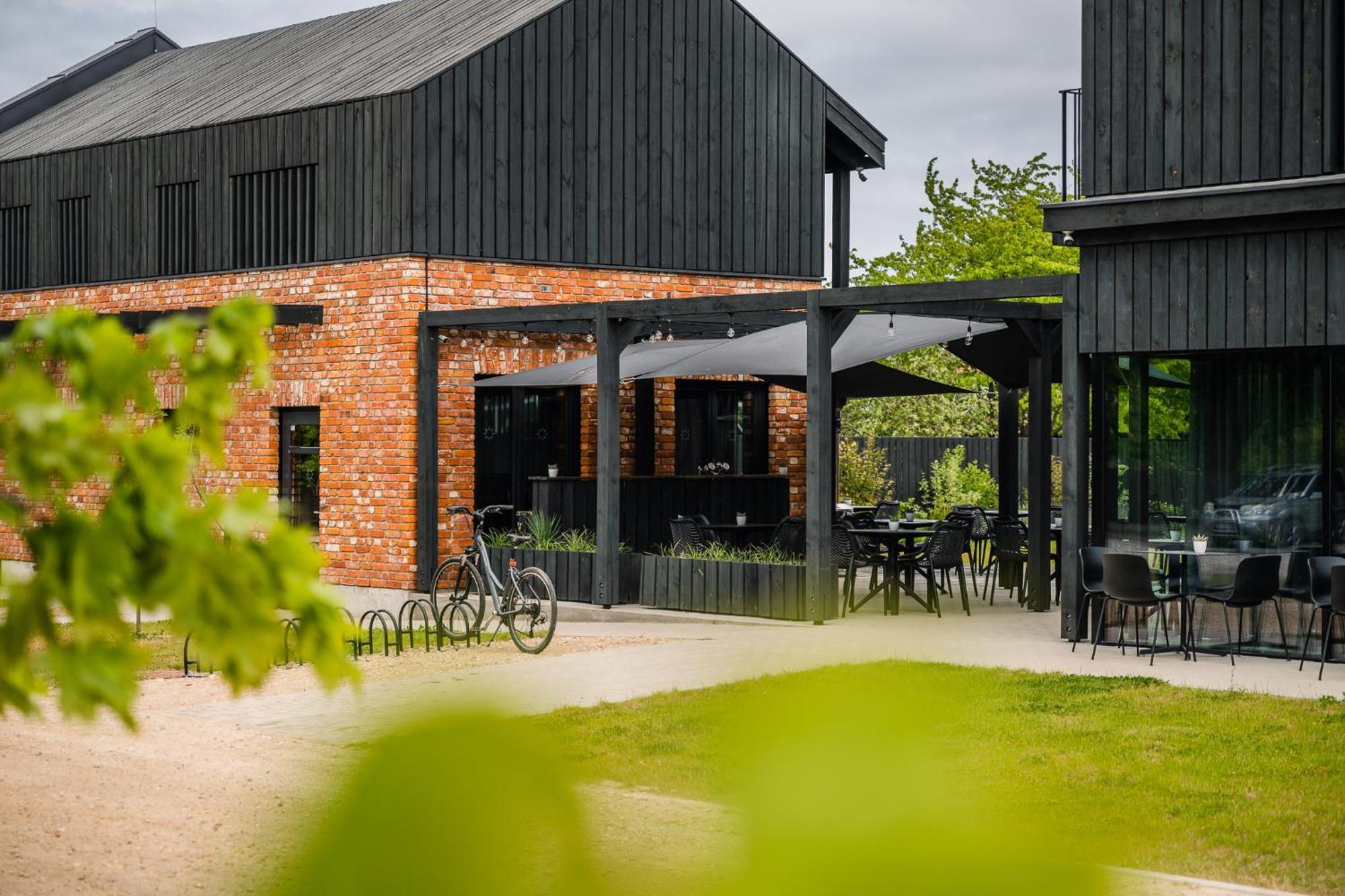 Otto Hotel & Sun Pāvilosta 外观 照片